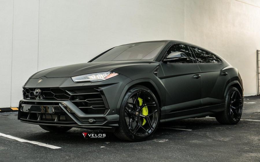 Lamborghini Urus Matte Black on Velos Wheels (VXS02) '2019